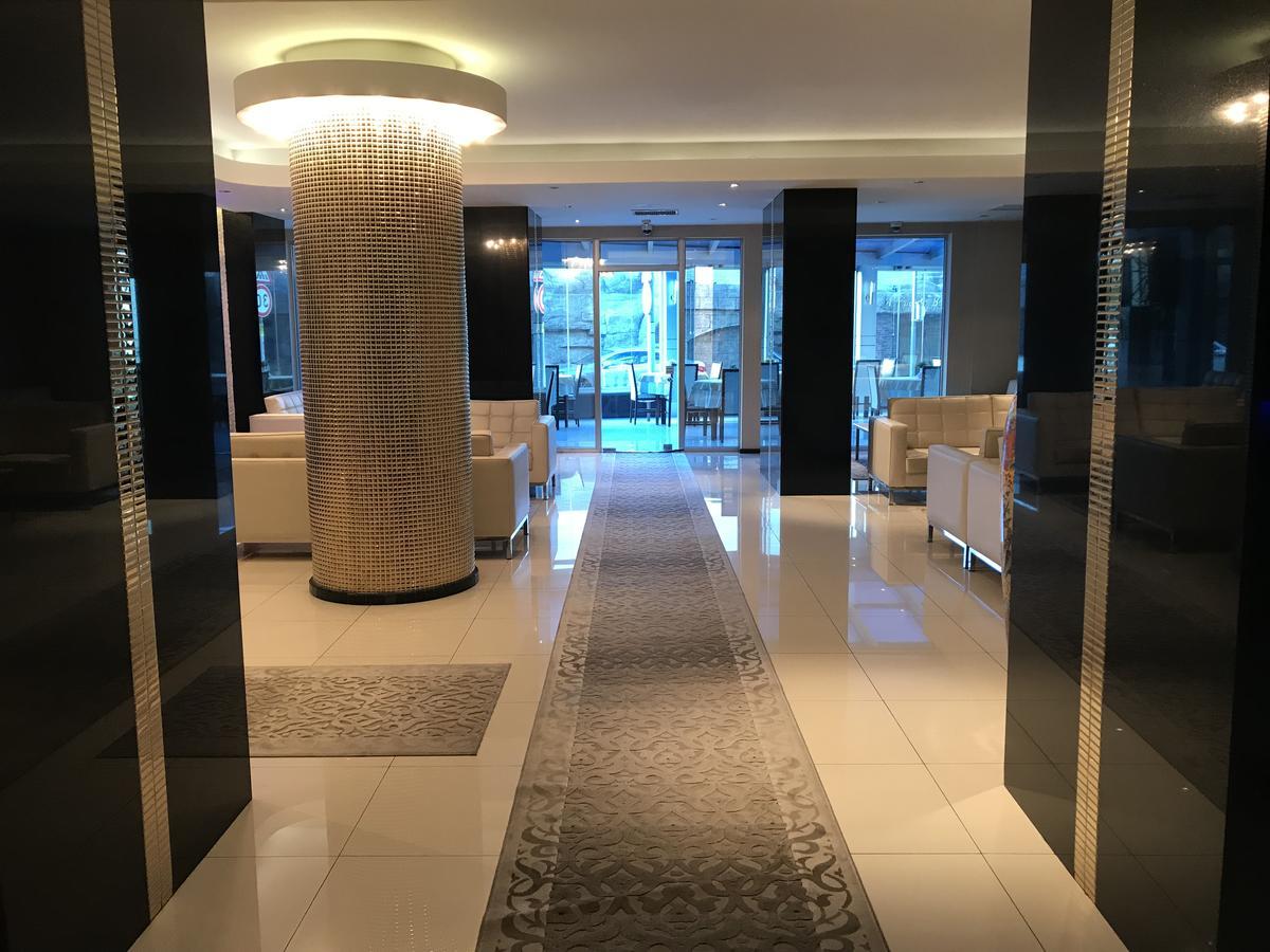 Pen Hotel Estambul Exterior foto
